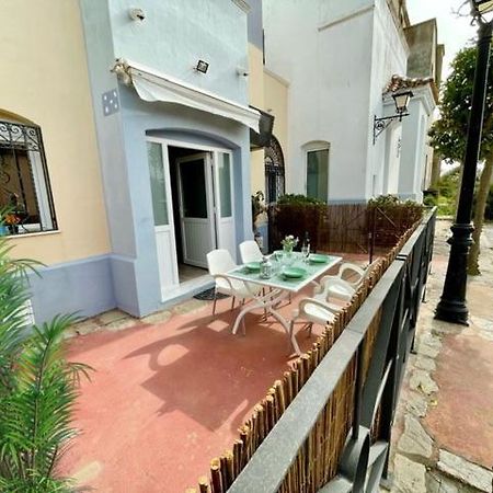 Gatu Sherry, Junto Puerto Deportivo Y Playa " Preferente Mayores De 25 Anos Y Familias " El Puerto de Santa Maria Exterior foto