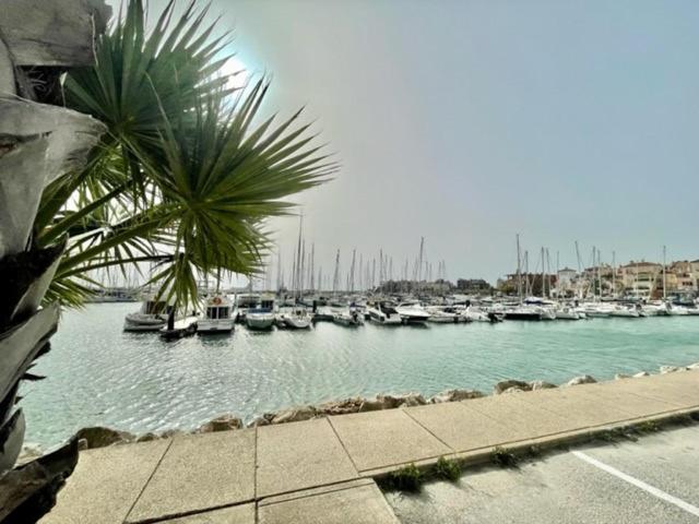 Gatu Sherry, Junto Puerto Deportivo Y Playa " Preferente Mayores De 25 Anos Y Familias " El Puerto de Santa Maria Exterior foto