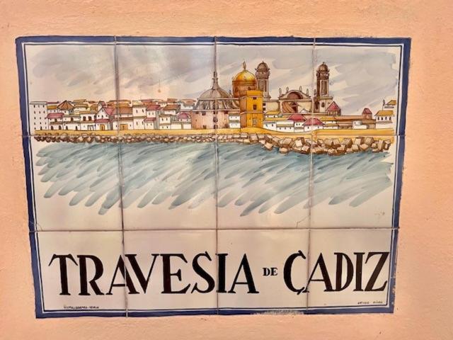 Gatu Sherry, Junto Puerto Deportivo Y Playa " Preferente Mayores De 25 Anos Y Familias " El Puerto de Santa Maria Exterior foto