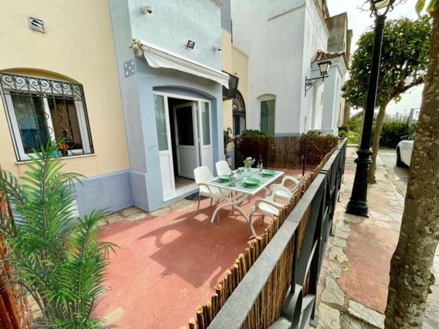 Gatu Sherry, Junto Puerto Deportivo Y Playa " Preferente Mayores De 25 Anos Y Familias " El Puerto de Santa Maria Exterior foto